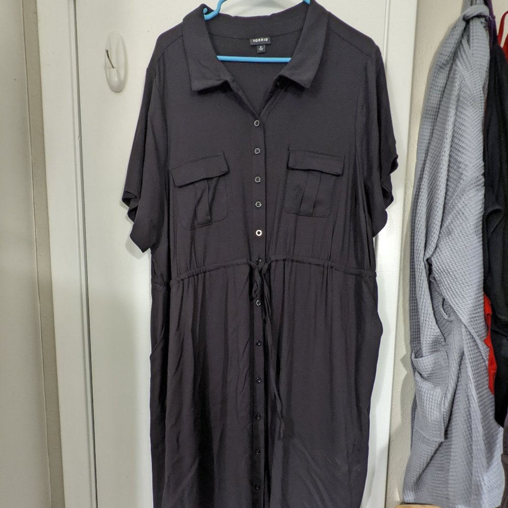 Black shirt dress